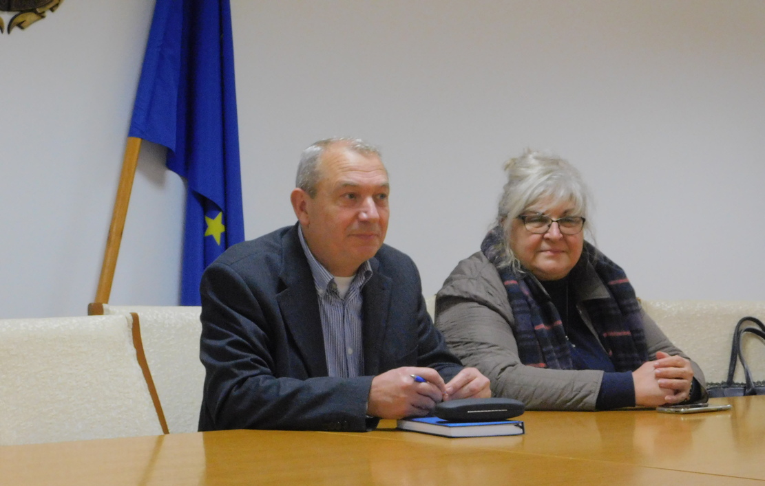 Областният Иван Петков се срещна с участници в проект за енергийна ефективност по програма „Еразъм +“